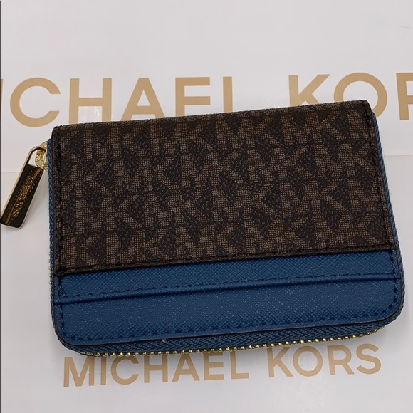 MICHAEL KORS JET SET TRAVEL MD ZA CARD CASE - Picture 4 of 16